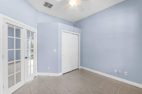 615 NE Canoe Park Circle, Port St. Lucie FL - photo 8 of 38