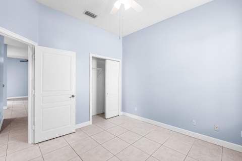 615 NE Canoe Park Circle, Port St. Lucie FL - photo 24 of 38