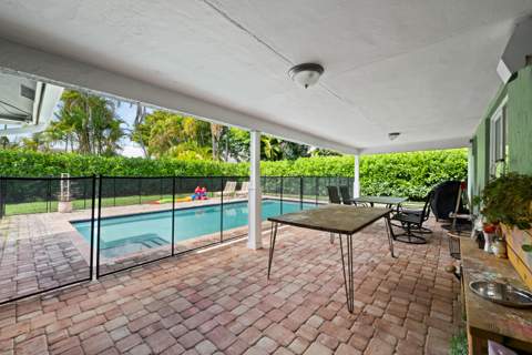 3333 NW 26th Court, Boca Raton FL - photo 22 of 41