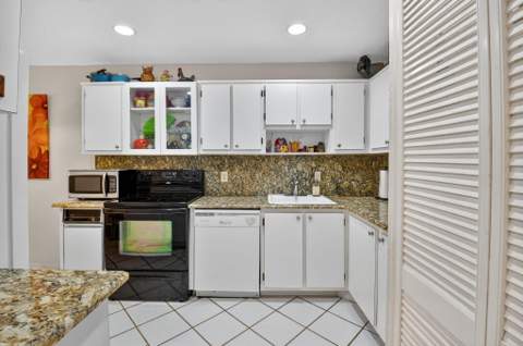7 Southport Lane #B, Boynton Beach FL - photo 14 of 79