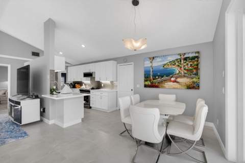 7198 SE Quincy Terrace, Hobe Sound FL - photo 22 of 87