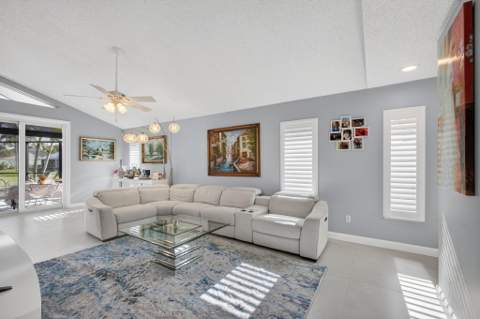 7198 SE Quincy Terrace, Hobe Sound FL - photo 14 of 87