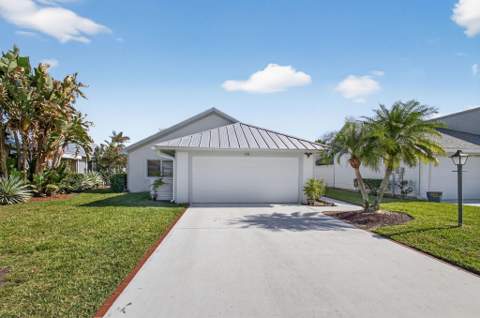 7198 SE Quincy Terrace, Hobe Sound FL - photo 6 of 87