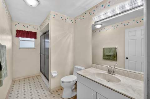 459 SE Nome Drive, Port St. Lucie FL - photo 16 of 47