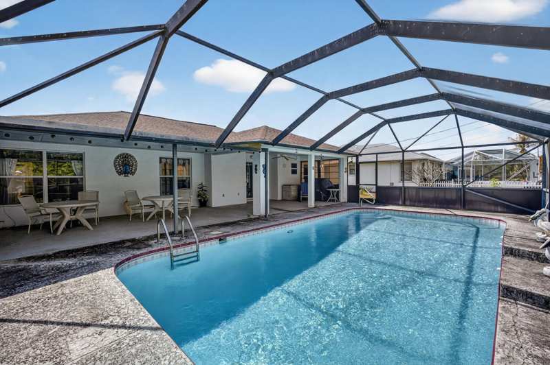 3 bedroom Single Family Residence at 459 SE Nome Drive, Southbend, Port St. Lucie — photo 1