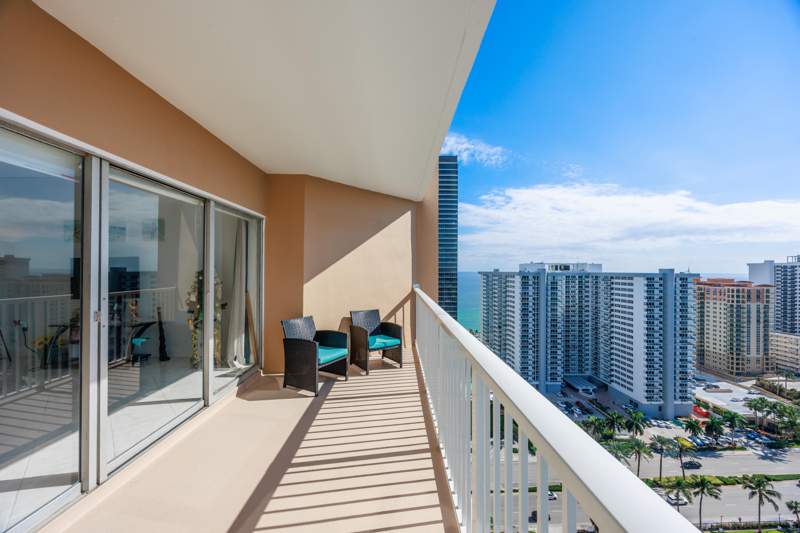 1 bedroom Condominium at 1985 S Ocean Drive #Pha, Hemispheres Condo, Hallandale Beach — photo 2