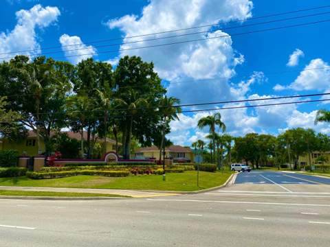 40 Essex Court #A, Royal Palm Beach FL - photo 15 of 15