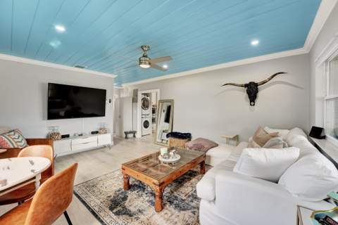 240 NW 9th Avenue, Delray Beach FL - photo 9 of 38