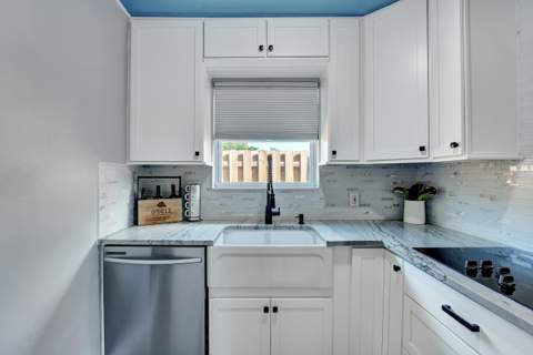 240 NW 9th Avenue, Delray Beach FL - photo 11 of 38