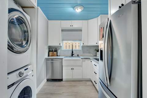 240 NW 9th Avenue, Delray Beach FL - photo 12 of 38
