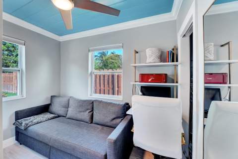 240 NW 9th Avenue, Delray Beach FL - photo 17 of 38