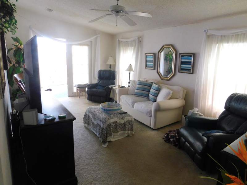 2 bedroom Manufactured Home at 5650 Hemingway Court #9, Tropical Isles, Fort Pierce — photo 5