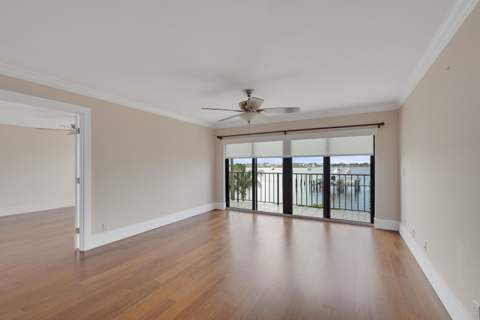 624 SW St. Lucie Crescent #206, Stuart FL - photo 10 of 53