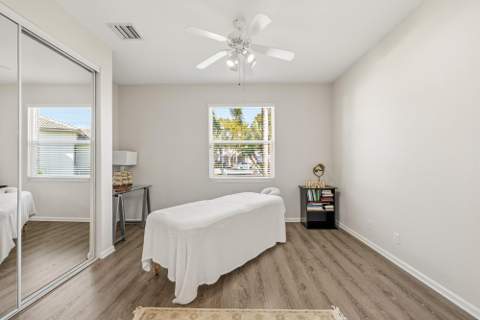 2737 Clipper Circle, West Palm Beach FL - photo 22 of 35