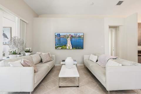 2737 Clipper Circle, West Palm Beach FL - photo 9 of 35