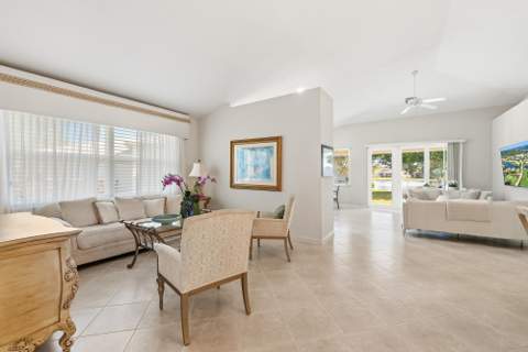 2737 Clipper Circle, West Palm Beach FL - photo 8 of 35