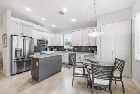 2737 Clipper Circle, West Palm Beach FL - photo 11 of 35