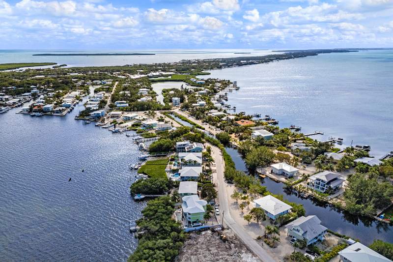 5 bedroom Single Family Residence at 21 Mutiny Place, Buccaneer Point (98.0), Key Largo — photo 5