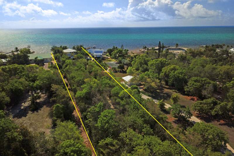 4 bedroom Single Family Residence at 88547 Old Highway, Key Heights (88.5), Plantation Key — photo 3