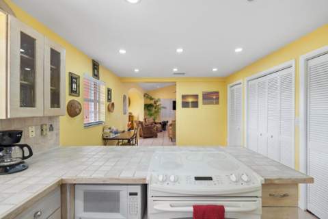 23 S Exuma Road, Key Largo FL - photo 12 of 24