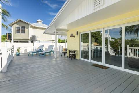 8188 Aviation Boulevard, Marathon FL - photo 16 of 47