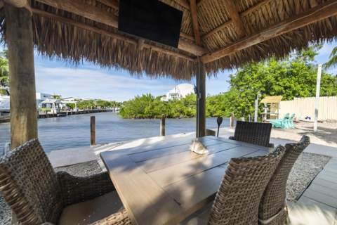 8188 Aviation Boulevard, Marathon FL - photo 7 of 47
