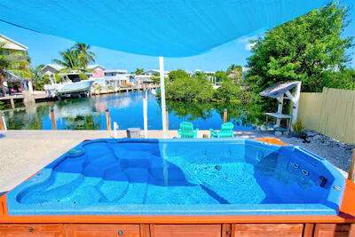 8188 Aviation Boulevard, Marathon FL - photo 9 of 47