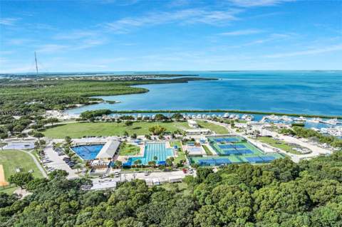87200 Overseas Highway #V9, Plantation Key FL - photo 7 of 62