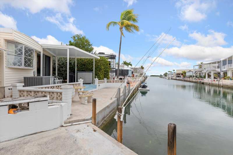 1 bedroom Mobile Home at 701 Spanish Main Drive #182, Venture Out (23.0), Cudjoe Key — photo 1