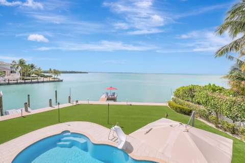 162 Bayview Drive, home for sale in Lower Matecumbe 33036