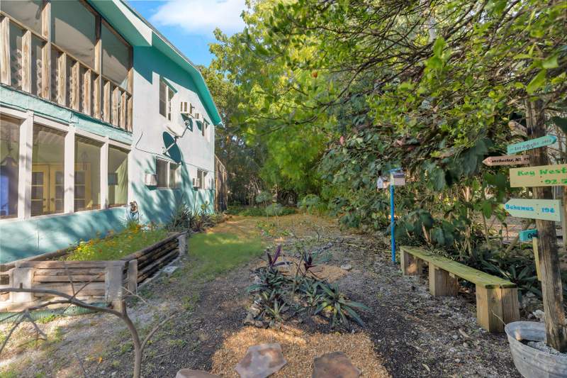 5 bedroom Multi-Units at 185 Dove Lake Drive, Ocean Park Village (92.5), Key Largo — photo 4