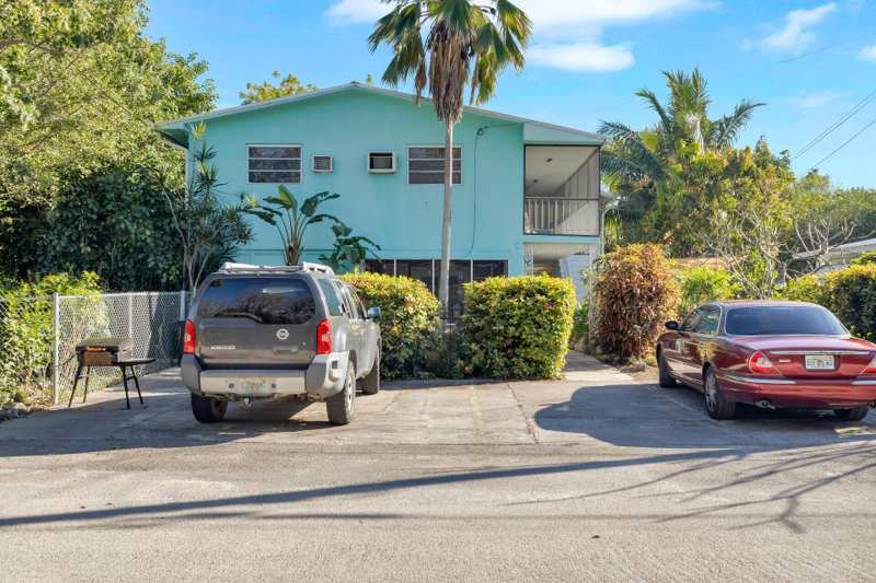 5 bedroom Multi-Units at 185 Dove Lake Drive, Ocean Park Village (92.5), Key Largo — photo 1