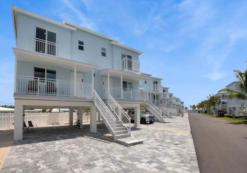 1 bedroom Townhouse at 10877 Overseas Highway #7, Ocean Isles Fishing (52.5), Marathon — photo 2
