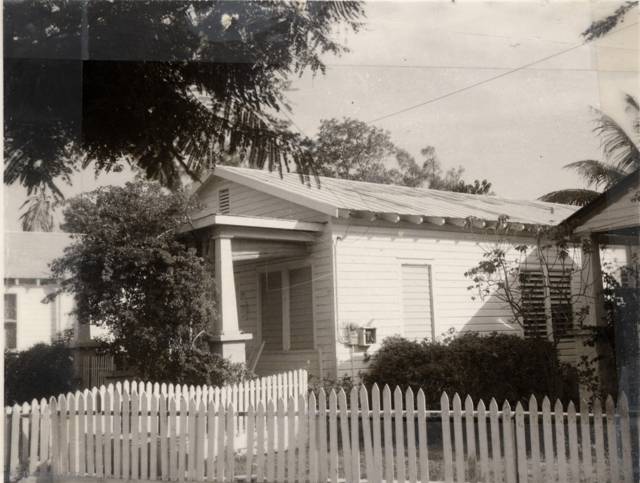 719 Elizabeth Street