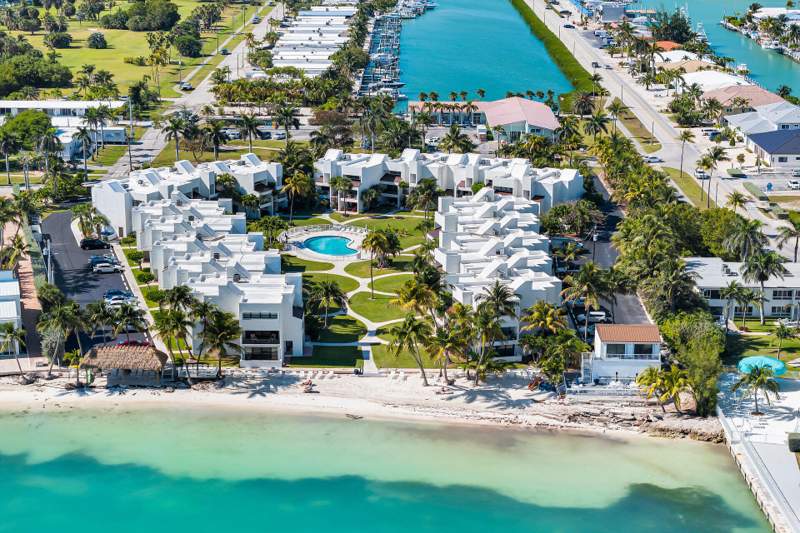 2 bedroom Condominium at 601 W Ocean Drive #203A, Cay Condo (53.5), Key Colony — photo 5