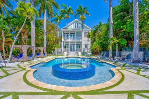 75761 Overseas Highway, home for sale in Lower Matecumbe 33036
