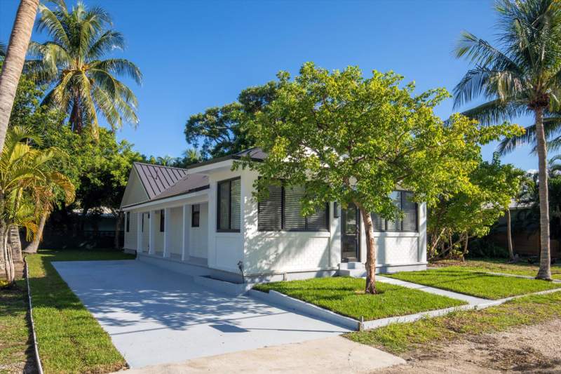 3 bedroom Single Family Residence at 1718 United Street, Monroe Investement Co Sub (2.0), Key West — photo 2