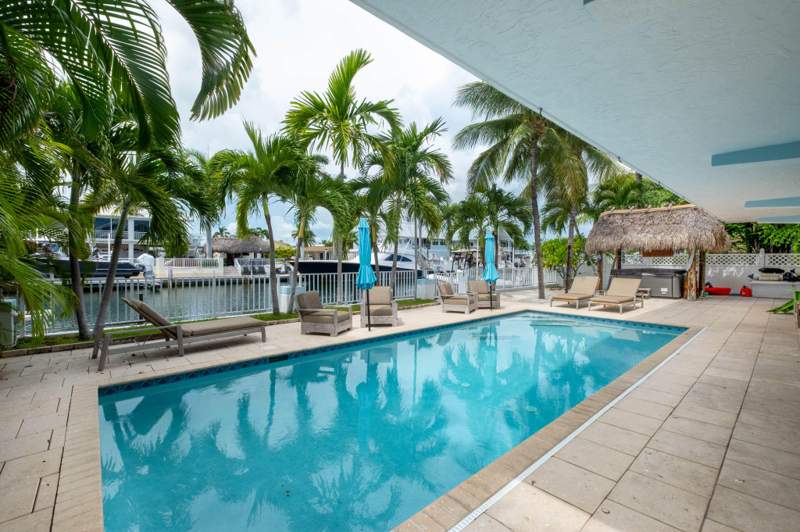 4 bedroom Single Family Residence at 136 Giardino Drive, Venetian Shores (86.0), Plantation Key — photo 2