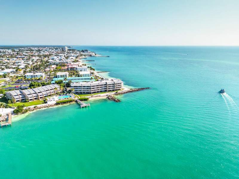 3 bedroom Condominium at 1133 W Ocean Drive #13, Key Colony Point (53.5), Key Colony — photo 5