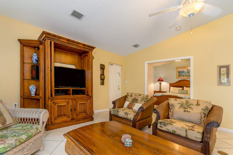 3 bedroom Half Duplex at 260 Sadowski Causeway, Marina Sub (54.0), Key Colony — photo 5