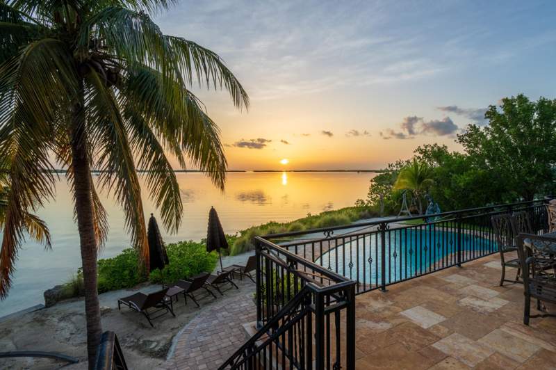 4 bedroom Single Family Residence at 30 Cannon Royal Drive, Shark Key (11.0), Shark Key — photo 5