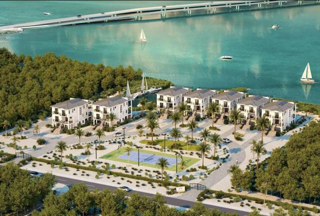 231 E Shore Drive #1
