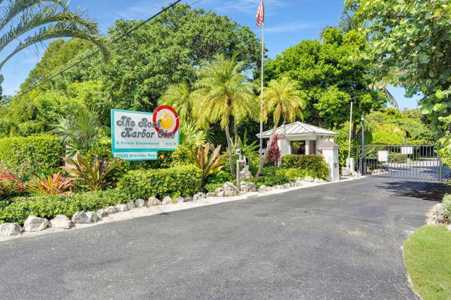97652 Overseas Highway #M8