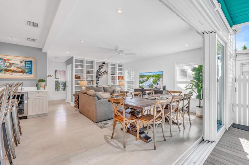 3 bedroom Single Family Residence at 814 Ashe Street, Old Town - Unlisted (1.0), Key West — photo 4
