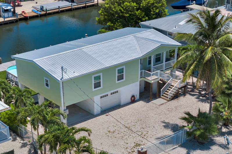 3 bedroom Single Family Residence at 121 Venetian Drive, White Marlin Bch (74.5), Lower Matecumbe — photo 2