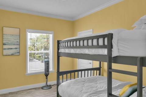 121 Venetian Drive, Lower Matecumbe FL - photo 24 of 33