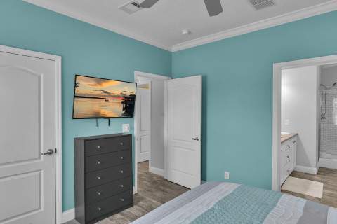 121 Venetian Drive, Lower Matecumbe FL - photo 21 of 33