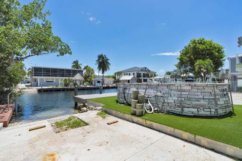 121 Venetian Drive, Lower Matecumbe FL - photo 7 of 33