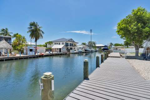 121 Venetian Drive, Lower Matecumbe FL - photo 8 of 33
