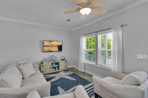 121 Venetian Drive, Lower Matecumbe FL - photo 13 of 33